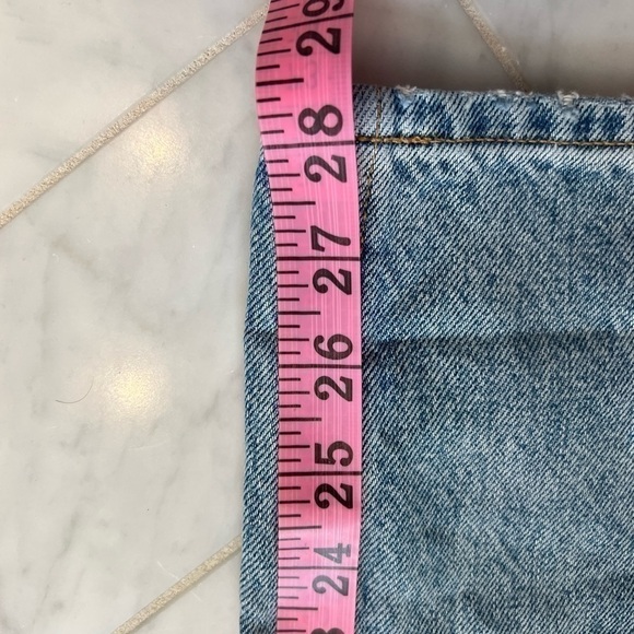ARITZIA Denim Forum - Joni high waisted boyfriend distressed button fly jeans 24 - Picture 8 of 9